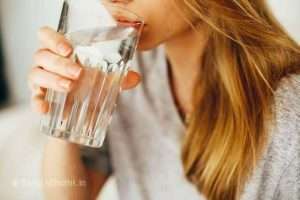 5 Amazing Benefits Of Drinking Enough Water