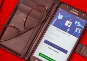 How to Get Back Deleted Messages and Data From Facebook